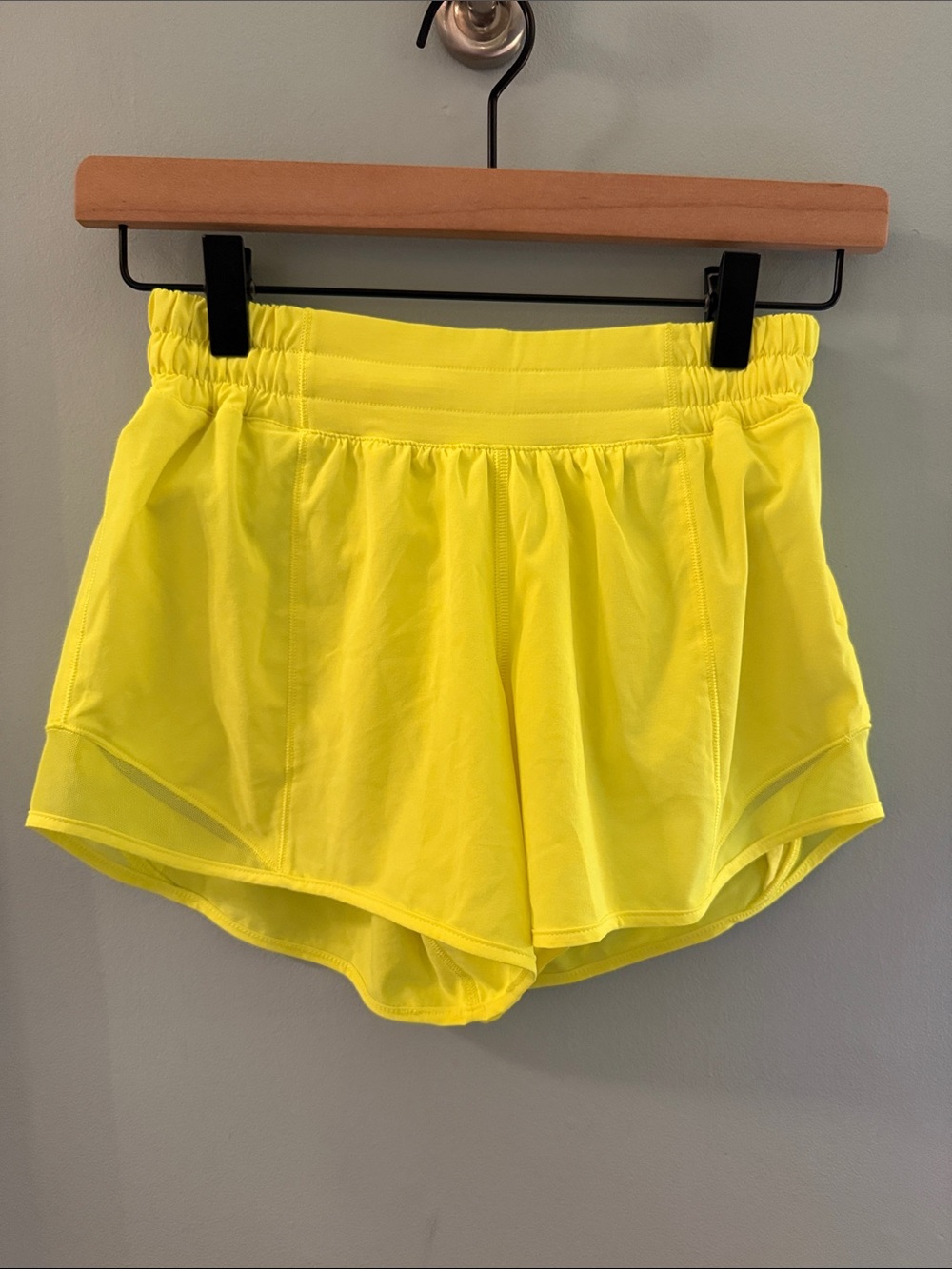 lululemon athletica Hotty Hot Low-Rise Lined Running Shorts